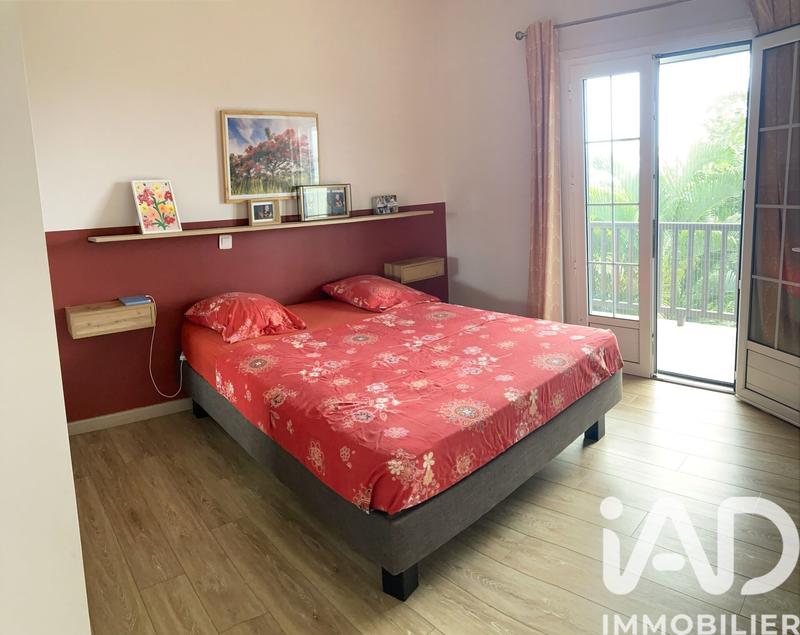 Maison - 214 m² - 8 pièces