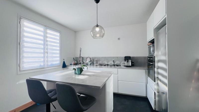 Maison - 72 m² - 5 pièces