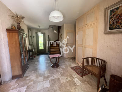 Maison - 160 m² - 7 pièces