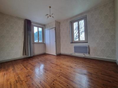 Maison - 111 m² - 6 pièces