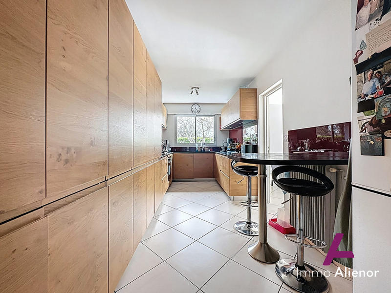 Maison - 150 m² - 6 pièces