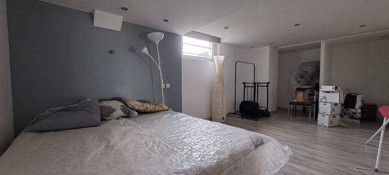 Maison - 242 m² - 6 pièces