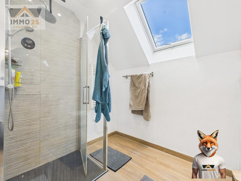 Maison - 136 m² - 6 pièces