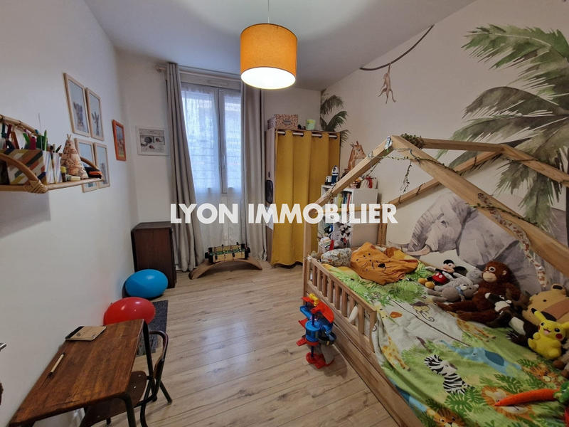 Appartement - 84 m² - 4 pièces