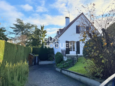 Maison - 130 m² - 7 pièces