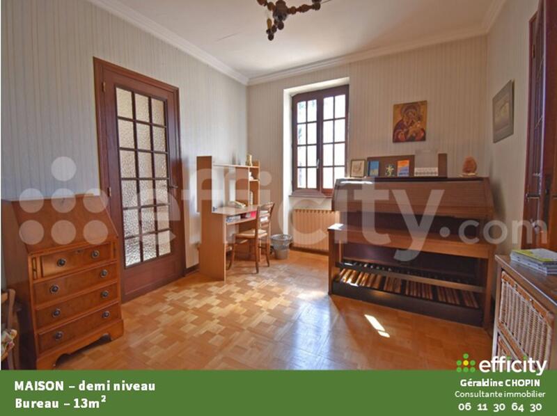 Pavillon - 160 m² - 7 pièces