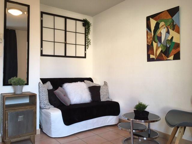 Studio - 18 m² - 1 pièce