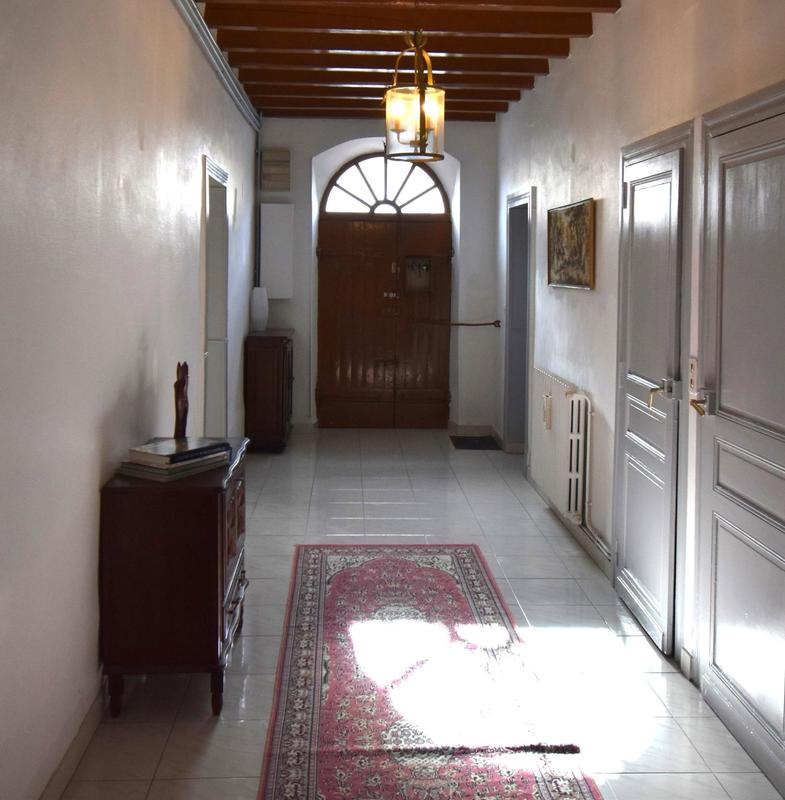 Maison - 250 m² - 8 pièces