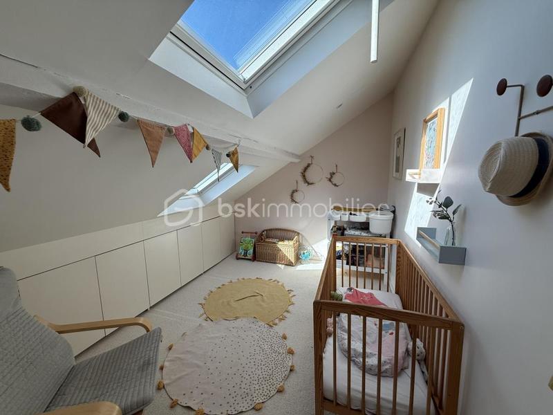 Maison - 91 m² - 6 pièces