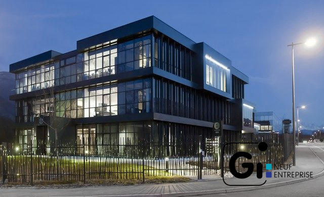 Bureau - 209 m² - 12 pièces