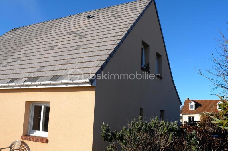 Maison traditionnelle - 132 m² - 6 pièces