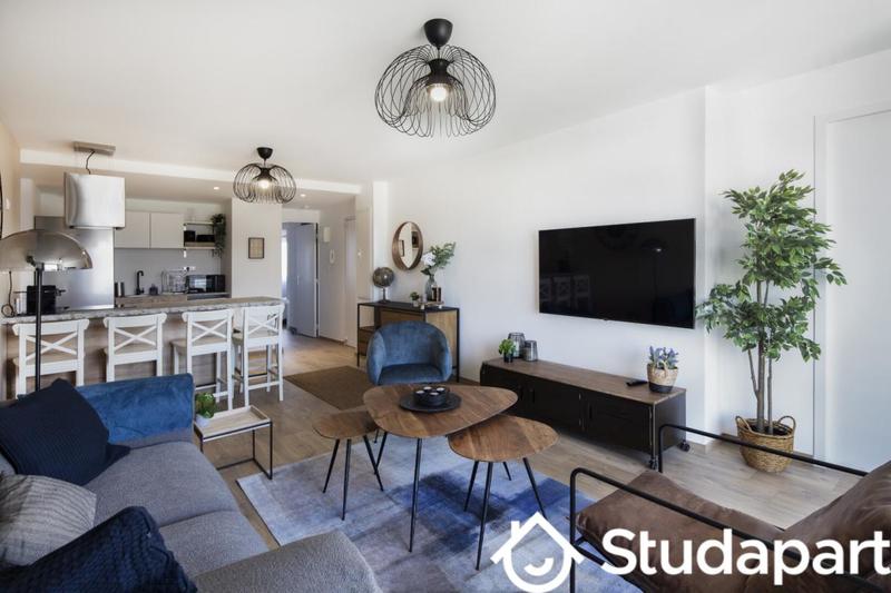 Chambre - 9 m² - 1 pièce