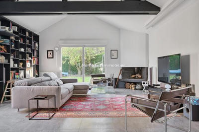 Maison - 180 m² - 7 pièces