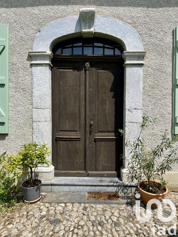 Maison - 271 m² - 8 pièces