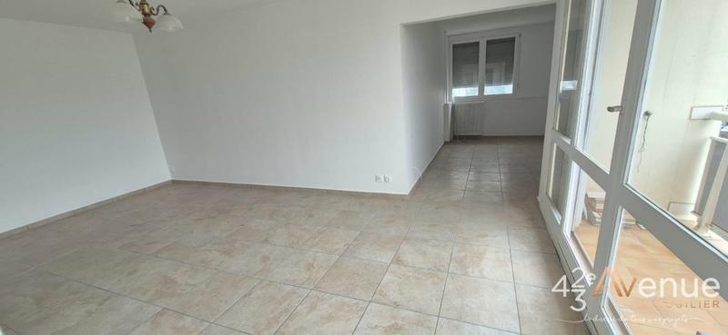 Appartement - 90 m² - 4 pièces