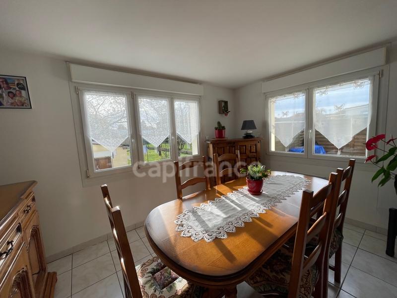 Maison - 80 m² - 5 pièces