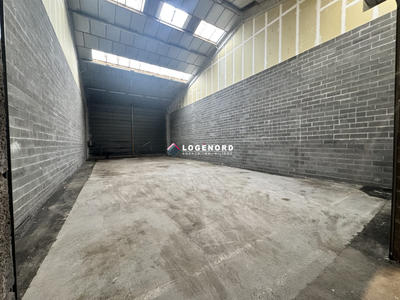 Local d'activités - 215 m²