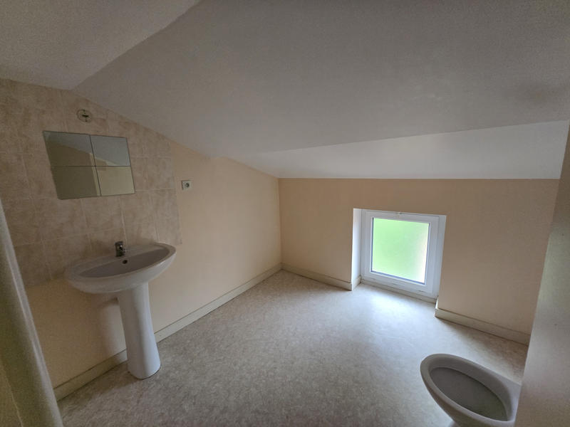 Maison - 217 m² - 8 pièces