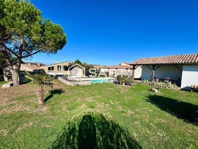 Maison - 369 m² - 10 pièces