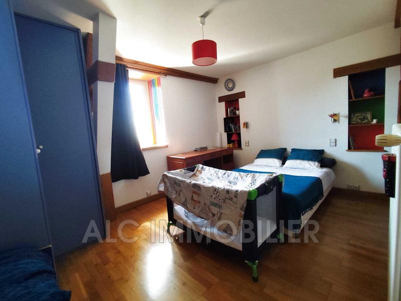 Maison - 248 m² - 7 pièces