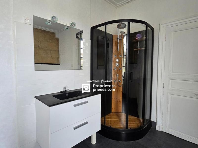 Maison - 347 m² - 7 pièces