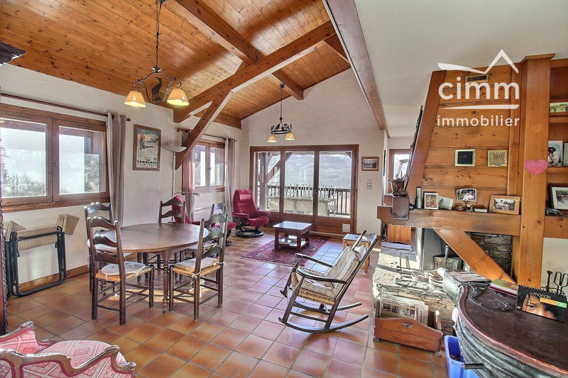 Châlet - 225 m² - 6 pièces