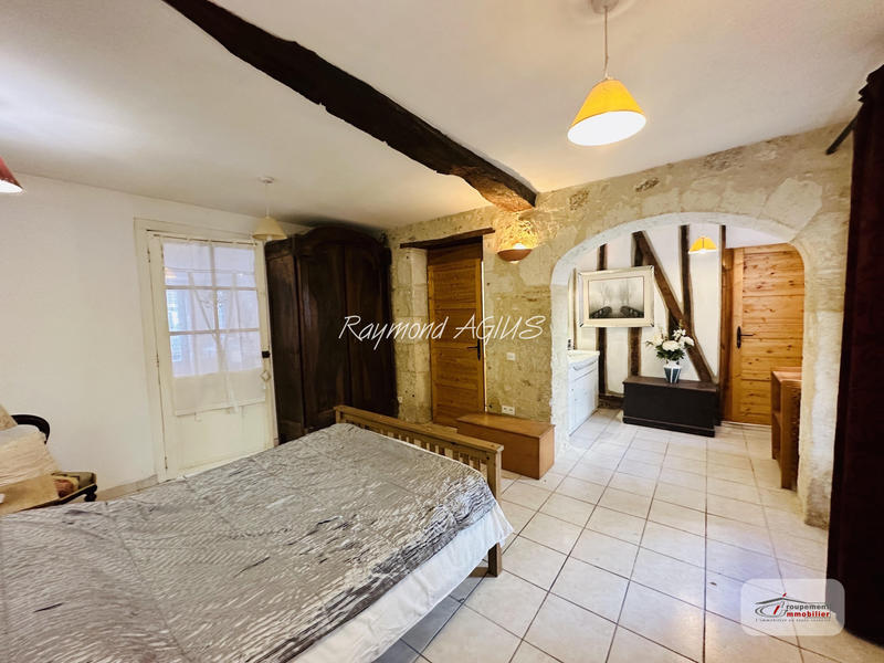 Maison de village - 214 m² - 9 pièces