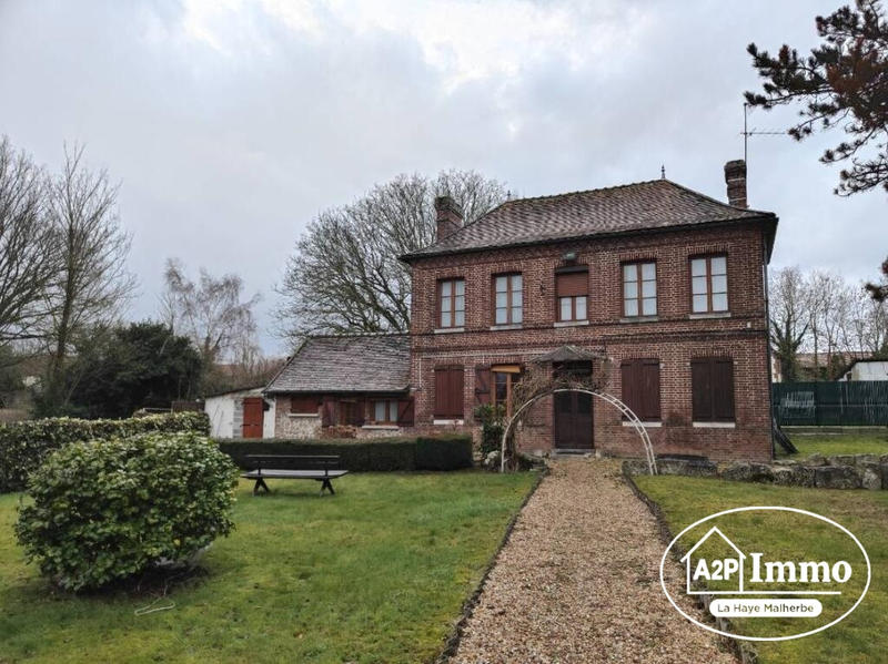 Maison - 87 m² - 5 pièces