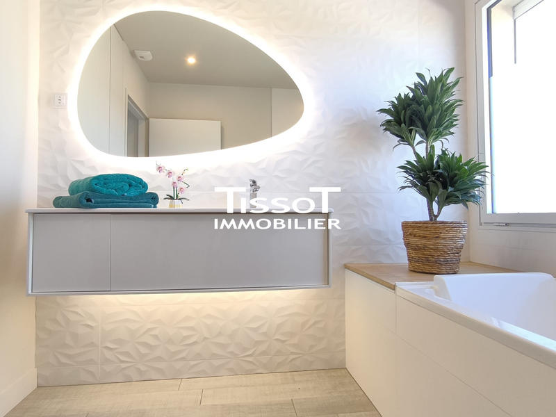 Maison - 193 m² - 6 pièces