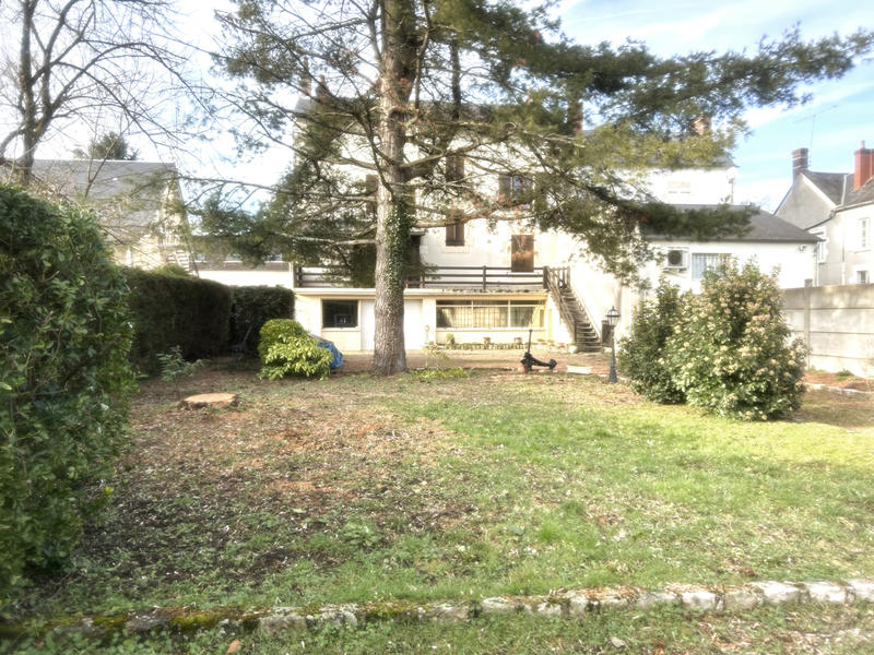 Maison - 227 m² - 7 pièces