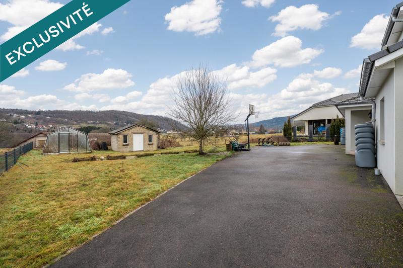 Maison - 160 m² - 6 pièces