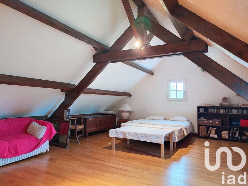 Maison - 310 m² - 10 pièces