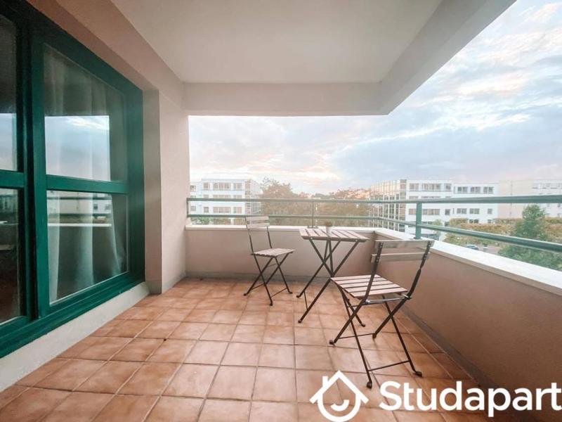 Chambre - 11 m² - 1 pièce