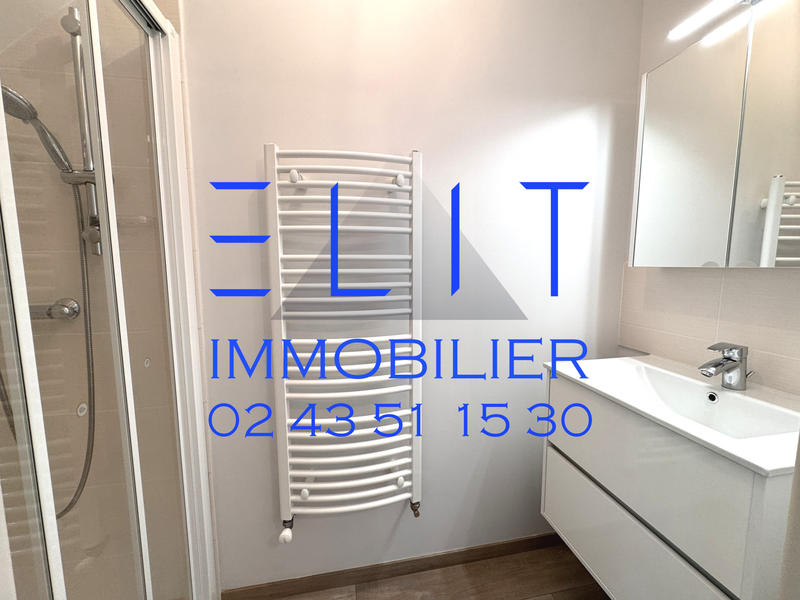 Maison - 96 m² - 6 pièces