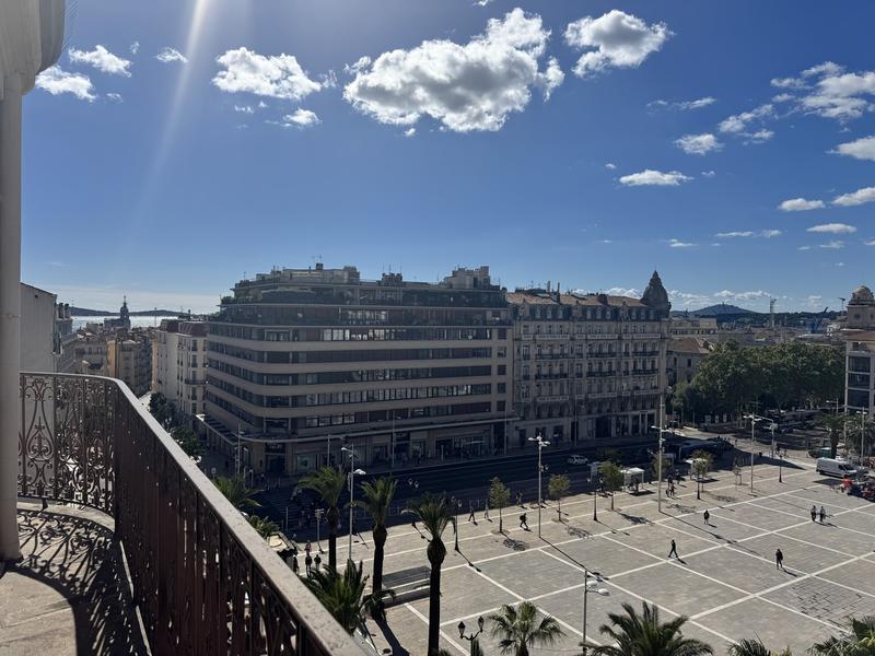 Appartement - 140 m² - 7 pièces