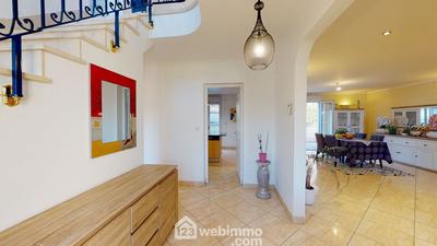 Maison - 170 m² - 7 pièces