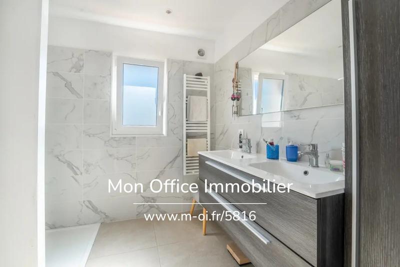 Villa - 124 m² - 4 pièces