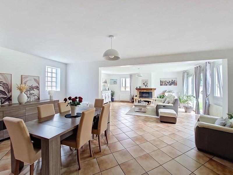 Maison - 149 m² - 5 pièces