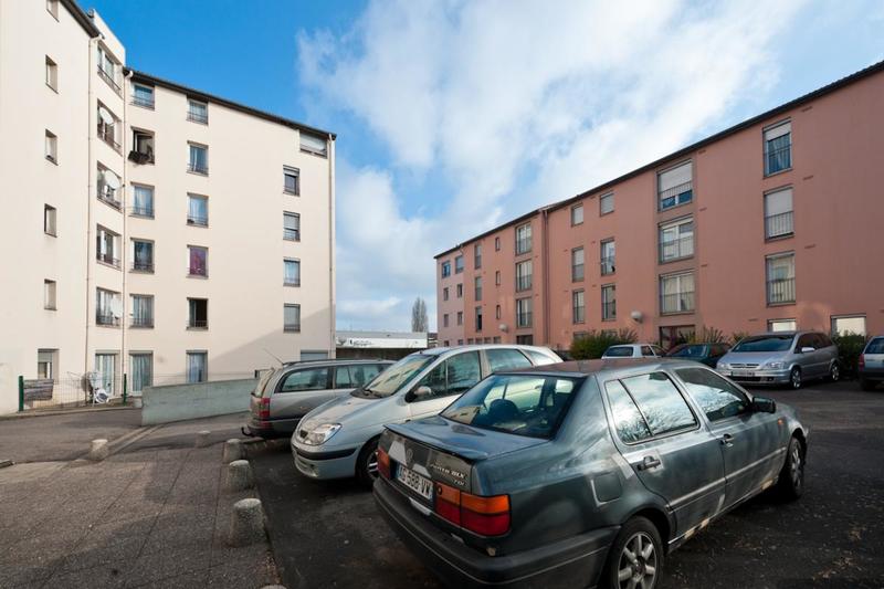 Appartement ancien - 73 m² - 3 pièces