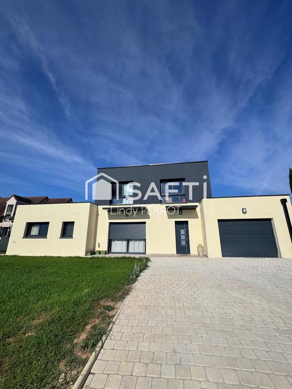 Maison - 165 m² - 7 pièces