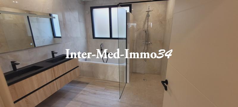 Villa - 201 m² - 5 pièces