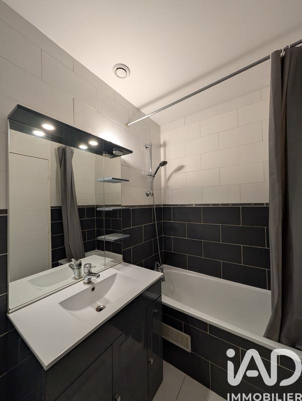 Maison - 83 m² - 4 pièces