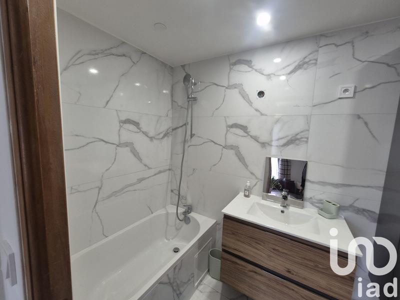 Maison - 292 m² - 10 pièces