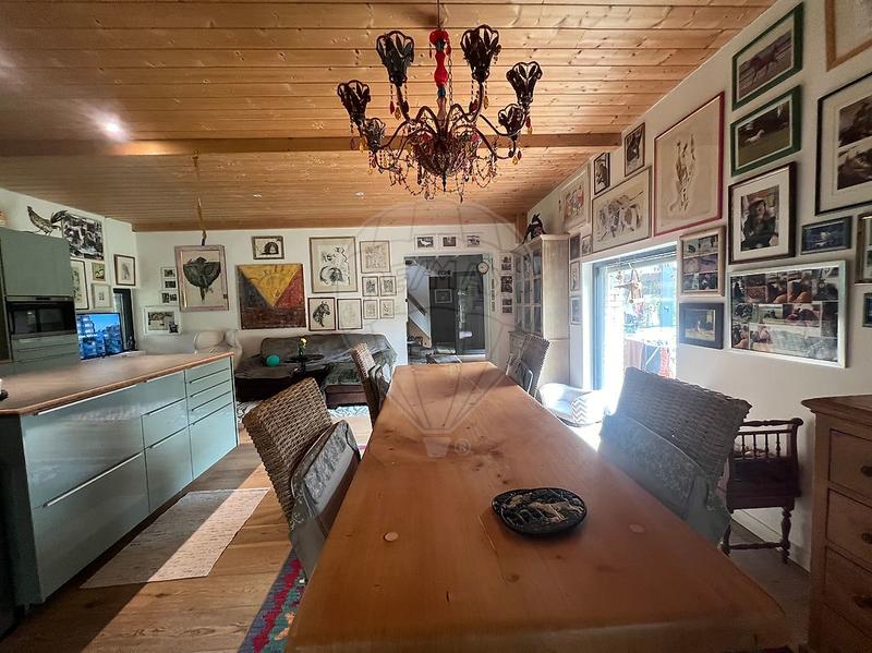 Demeure - 166 m² - 5 pièces