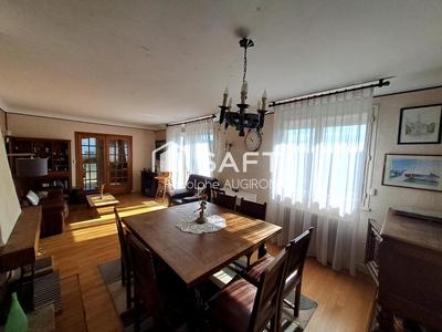 Maison - 103 m² - 6 pièces