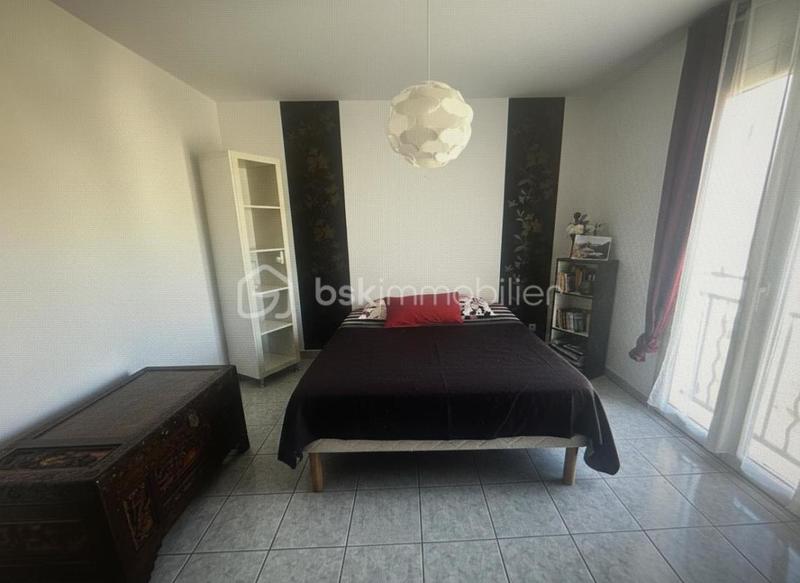 Villa - 180 m² - 7 pièces