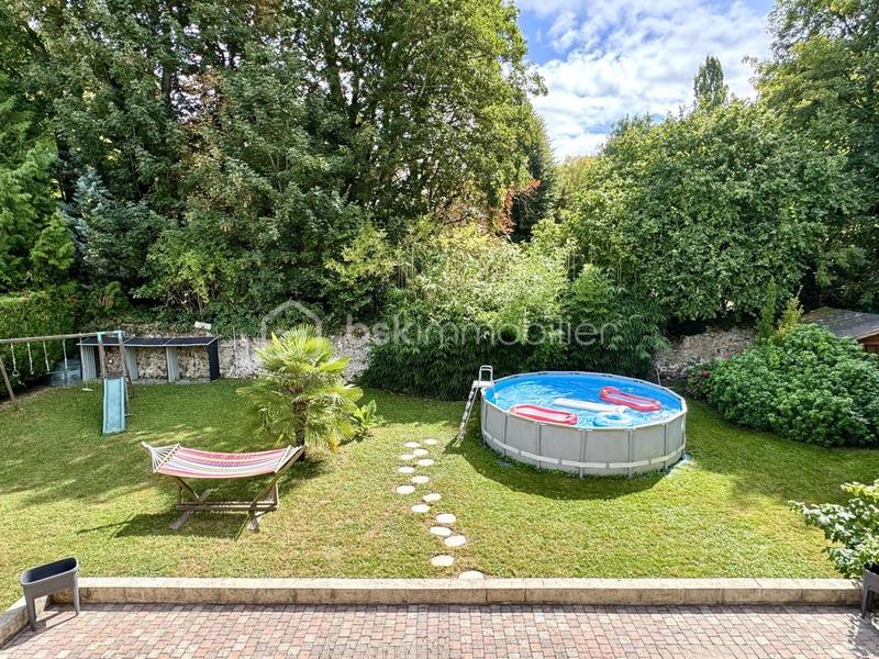 Maison - 177 m² - 6 pièces