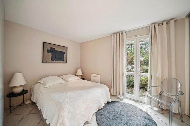 Maison - 222 m² - 8 pièces