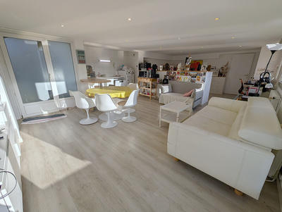 Appartement - 65 m² - 1 pièce