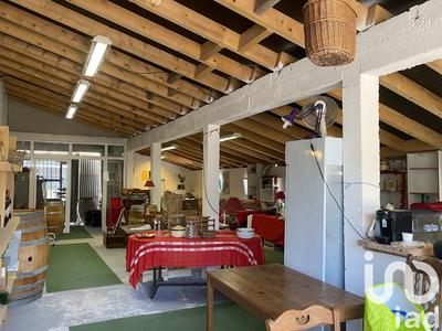 Maison - 95 m² - 3 pièces